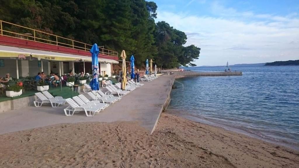 Apartman Petra Palit Екстериор снимка